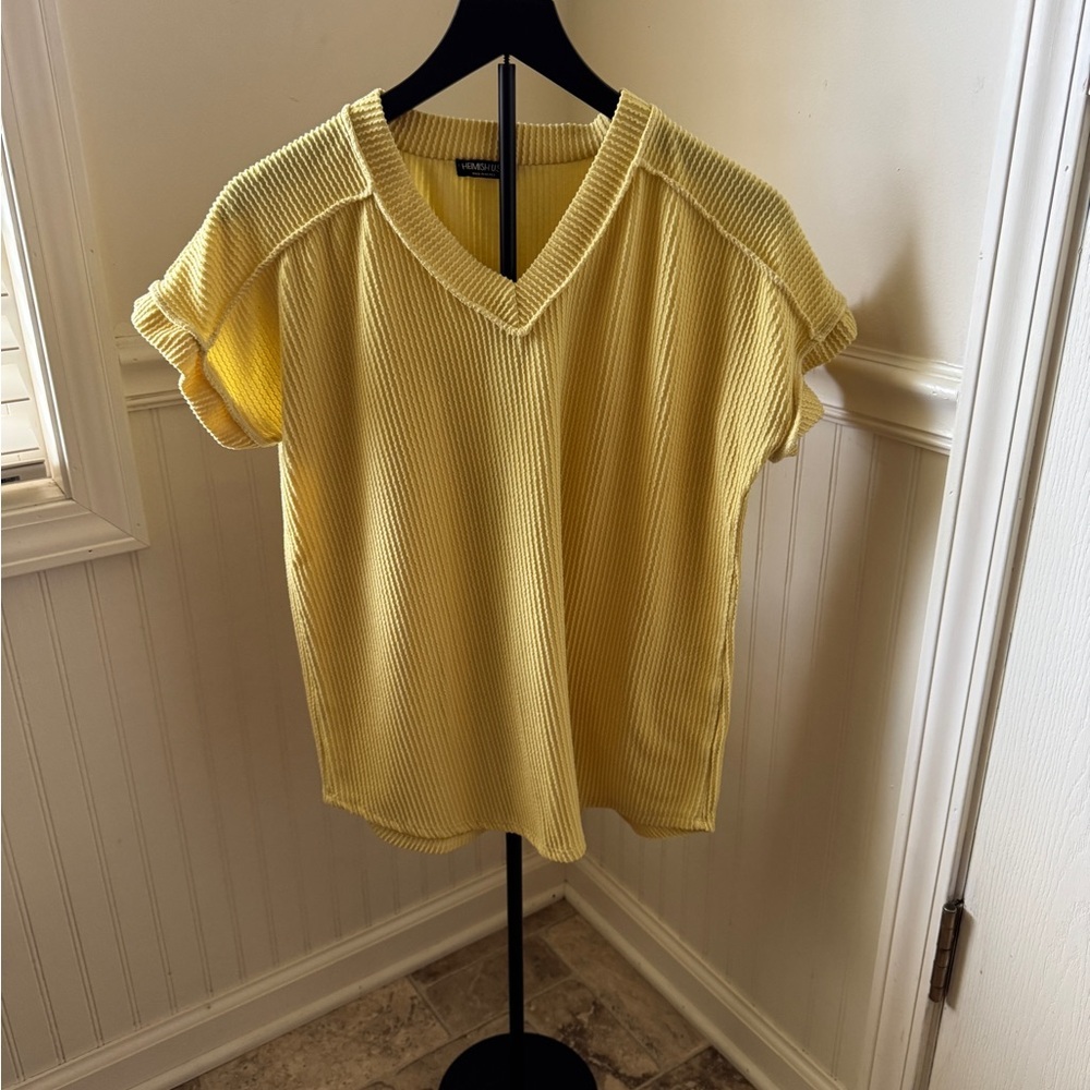 HEIMISH USA Yellow Textured V-Neck Tee